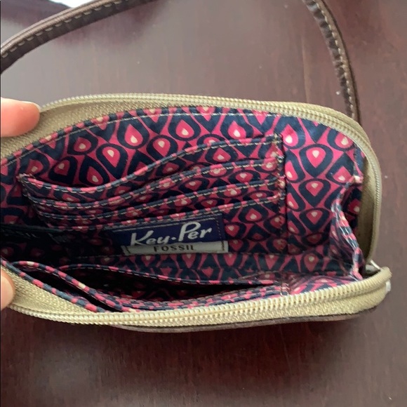 Fossil Wristlet - Picture 4 of 5